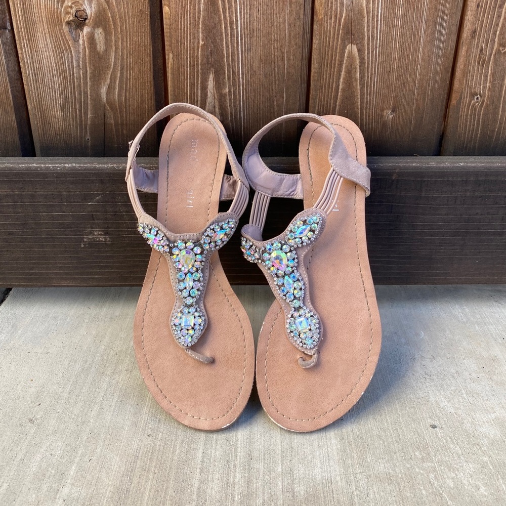 Madden Girl Jewl Flat Sandals - size 9